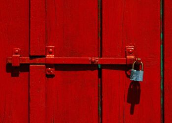 Buyers Hungry for Non-public Markets in Their ETFs