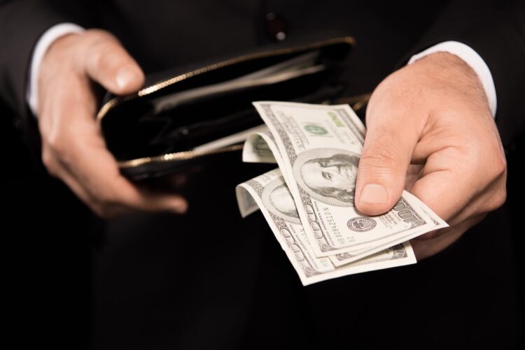 Faculty College students Count on $80,000 Beginning Salaries — The Actual Quantity Is $24,000 Much less