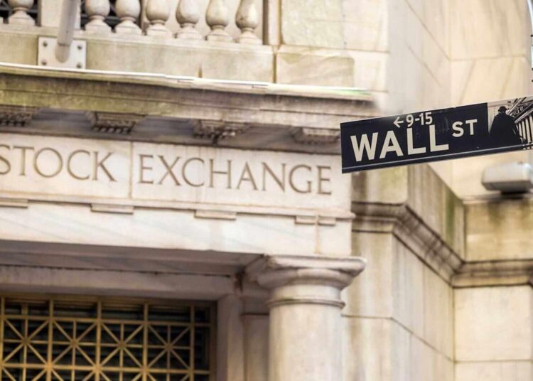 Shares End Larger on Stable Earnings and a Resilient Labor Market