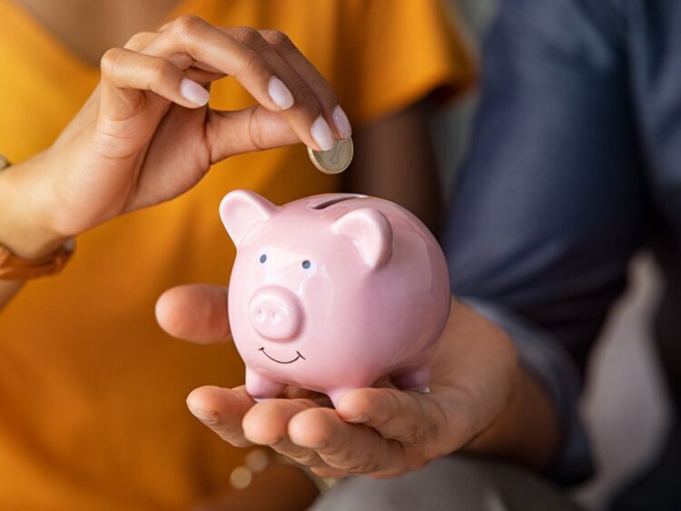 Easy methods to develop financially resilient and accountable youngsters
