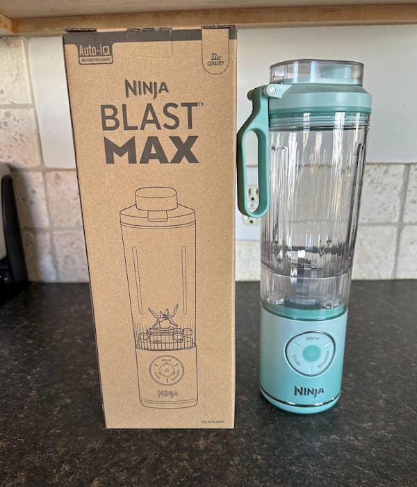 *HOT* Ninja Blast Max 22-oz Cordless Transportable Blender solely $39.98 shipped {At this time Solely!}