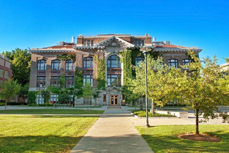 Syracuse College Admits First Funds Deficit in Years After Lacking 2026 Enrollment