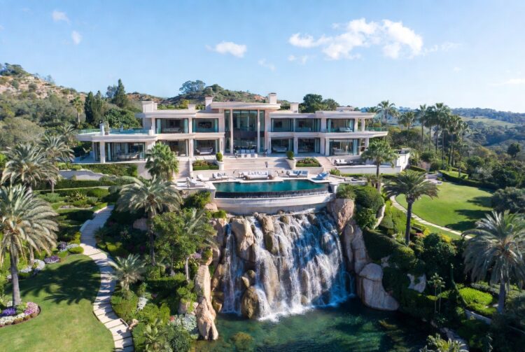 How The Wealthy Justify Shopping for $9+ Million Houses They Barely Use