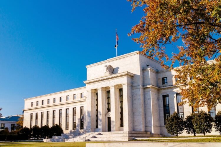 Fewer Debtors Are Falling Critically Behind On Pupil Loans, Federal Reserve Information Exhibits