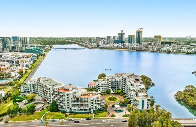 House costs fall throughout the capitals as areas stay resilient