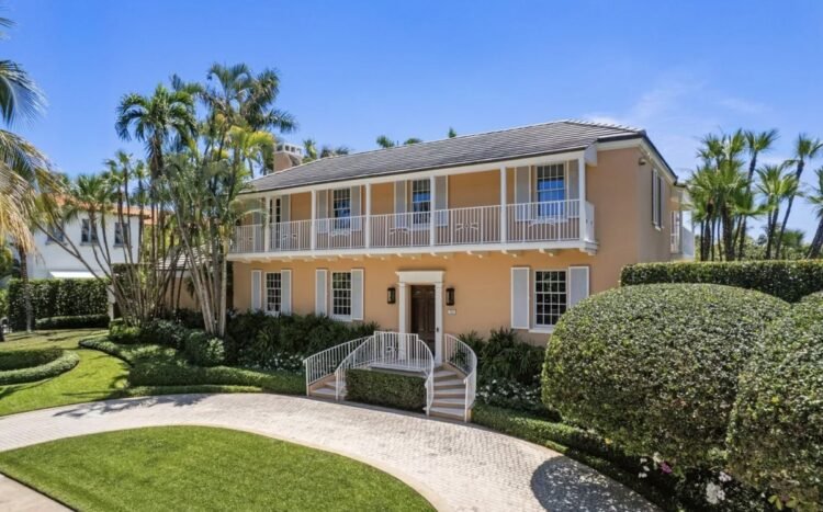 Uncommon $18M Salmon-Pink 1938 Colonial Itemizing Hits the Palm Seashore Market