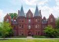 Wellesley Goes Tuition-Free At $200,000, Becoming a member of Harvard And MIT