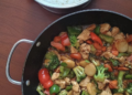 Chinese language Hen Stir Fry with Greens ($10 Household Dinner Concept)