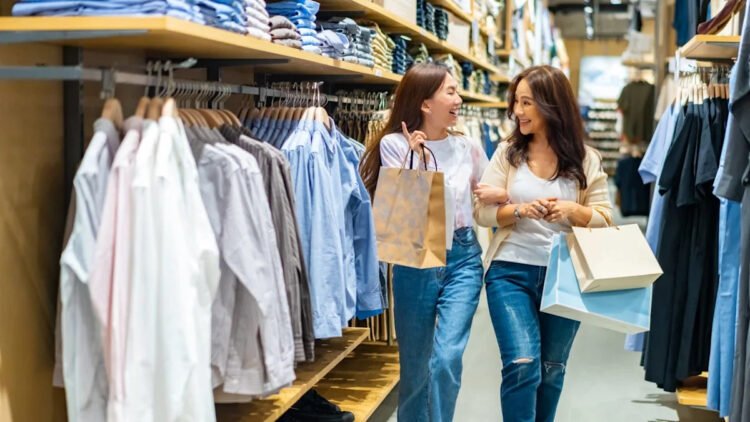 80-year-old low cost style chain closing 120 shops
