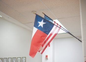 Texas Public Colleges Misplaced 76,000 College students In One 12 months