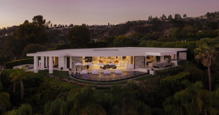 Minecraft creator asks $70 million for Beverly Hills mansion
